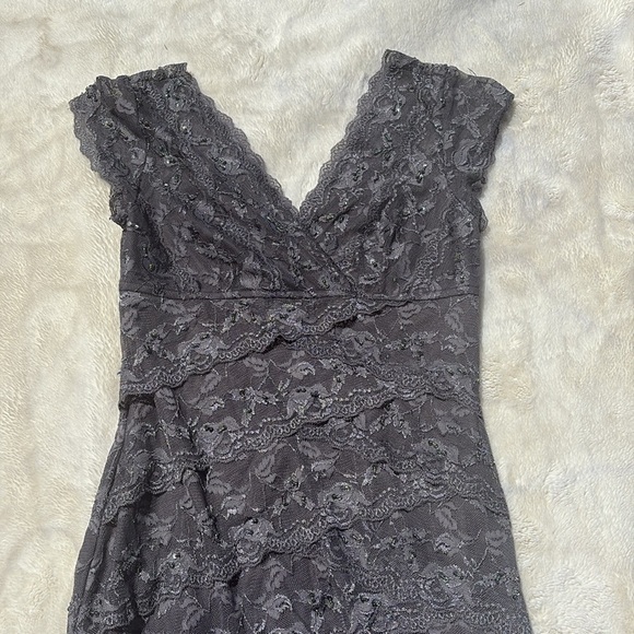 Marina Grey Lace Midi Dress | Elegant Cocktail & Wedding Guest Style Size 4 - Picture 3 of 11